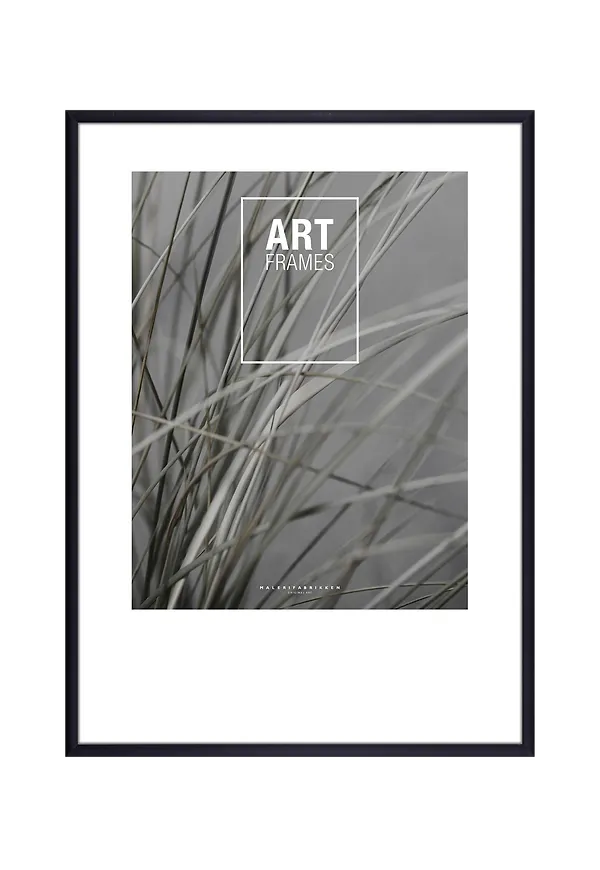 Fin ram i svart från Malerifabrikken.