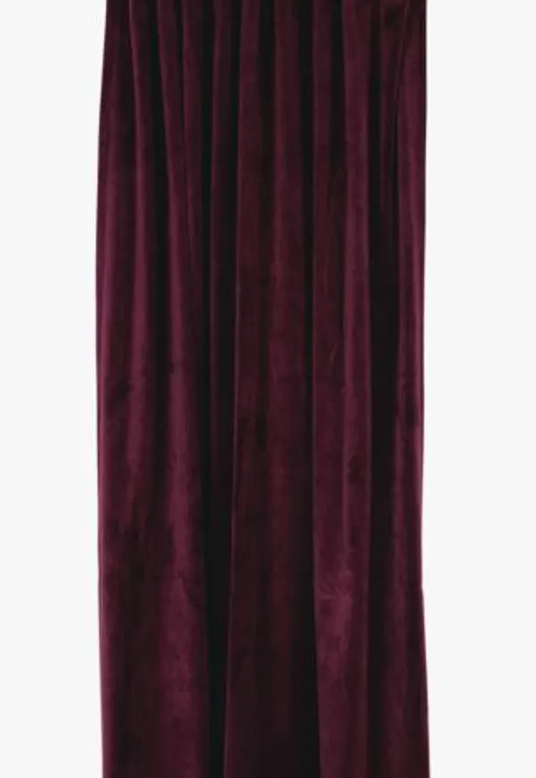 Fantastiskt snygg gardin i mörkrött från hemtex.