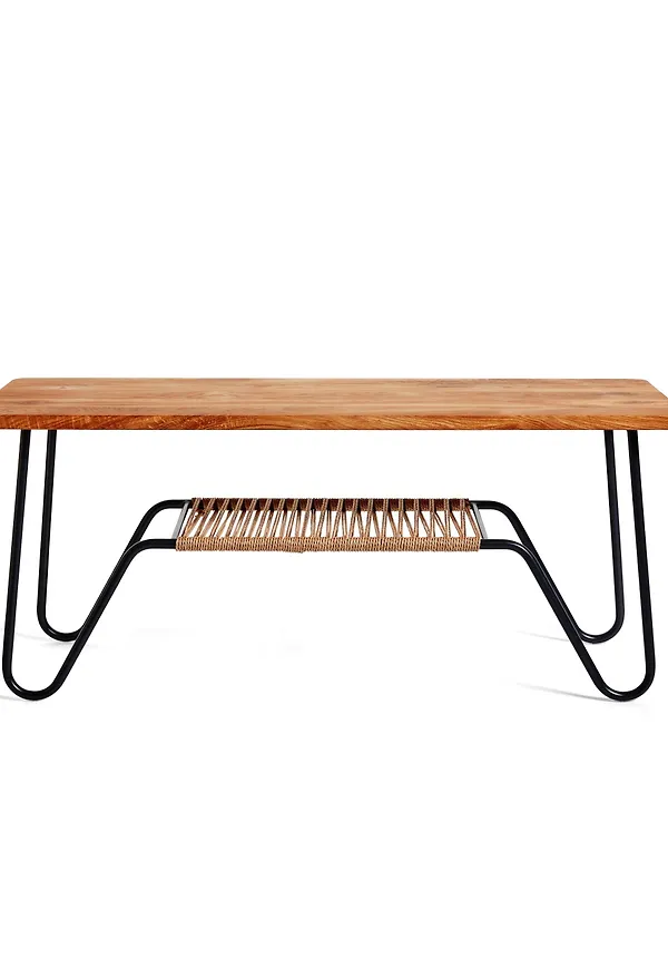 Fantastiskt snygg bord som passar bra vid många olika tillfällen.