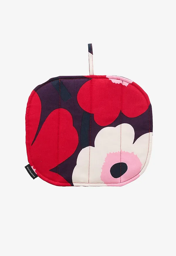 Superfin grytlapp 2026 från Marimekko.