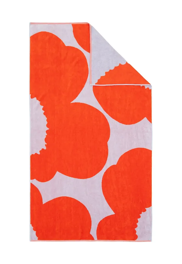 Elegant badhandduk 2026 från Marimekko.
