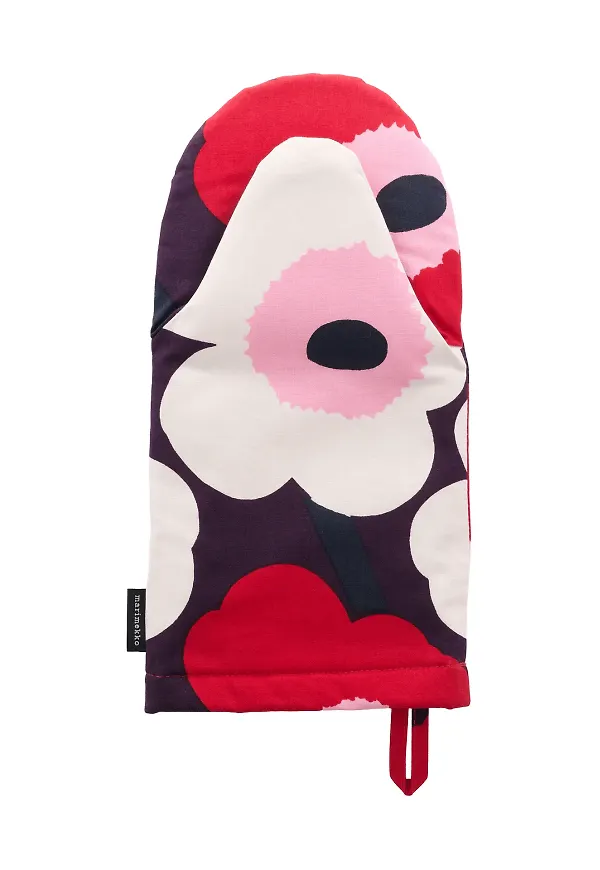 Riktigt trendig grytvante i lila från Marimekko.