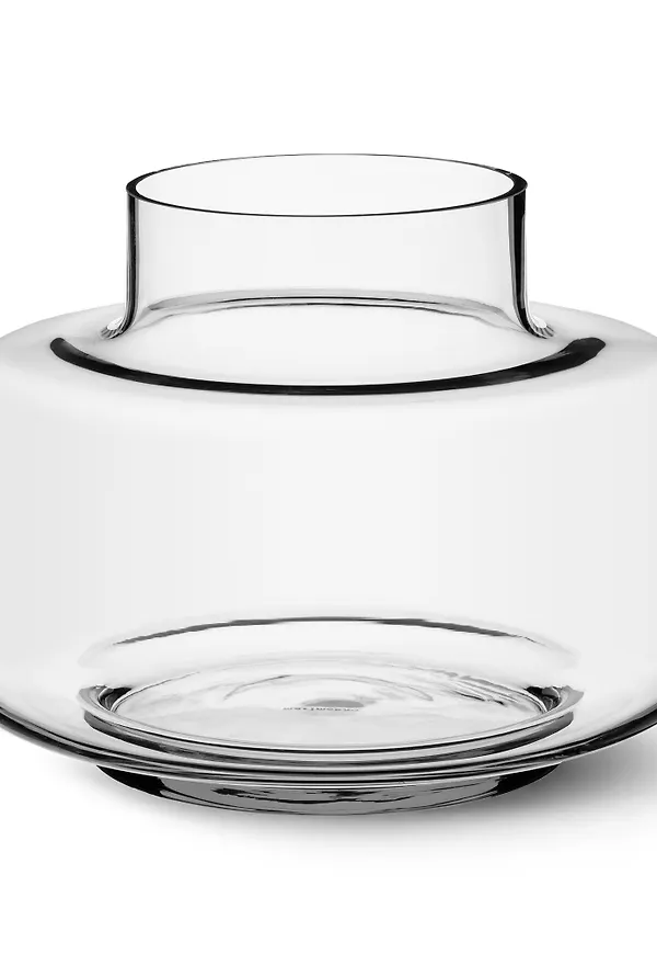 Härlig glasvas 2026 från Marimekko.