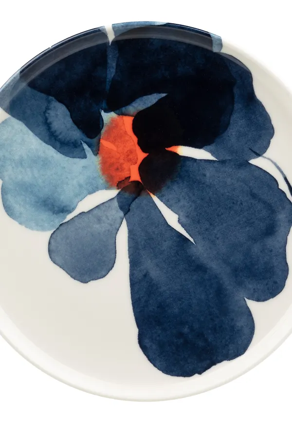Orange Marimekko-servis i klassisk modell.