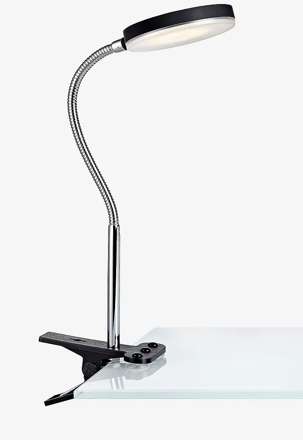 Moderiktig svart lampa 2026 från Markslöjd.