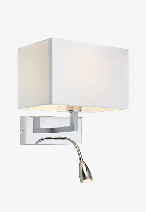 Vit Markslöjd-vägglampa i cool modell.