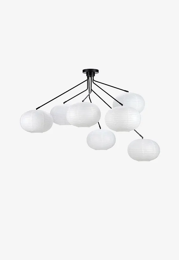 Fantastiskt snygg svart lampa 2026 från Markslöjd.