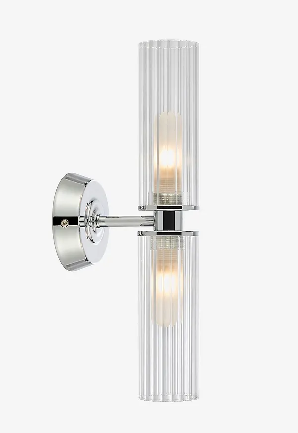 Trendig vägglampa 2026 från Markslöjd.