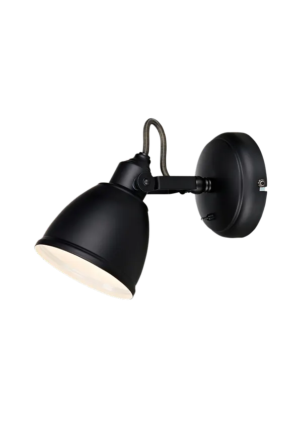 Svart Markslöjd-lampa i smickrande modell.