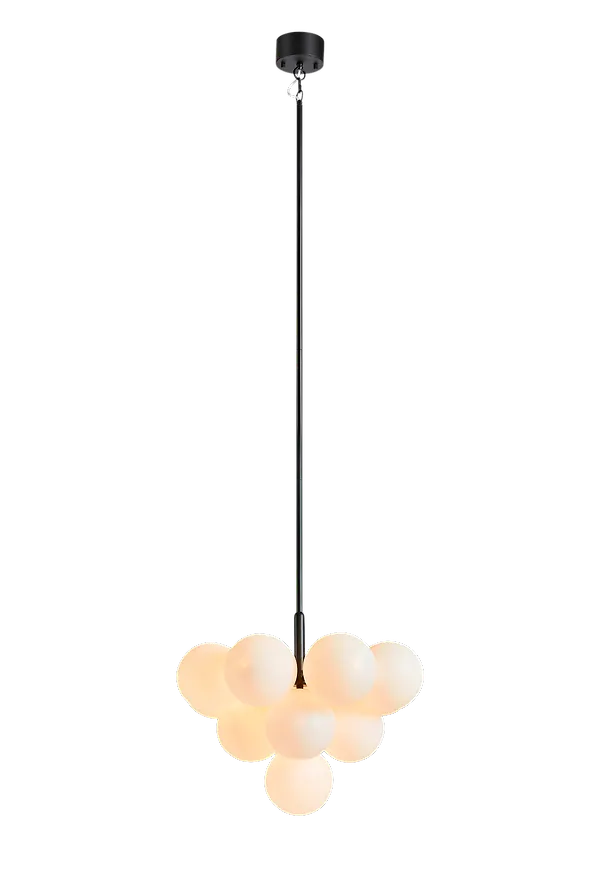 Klassisk taklampa 2025 från Markslöjd.