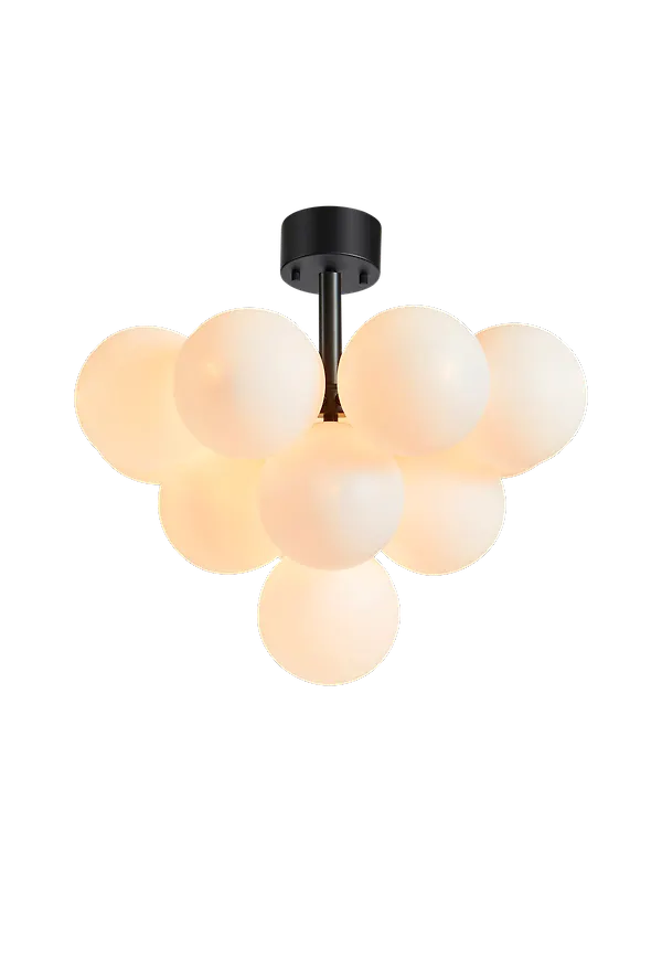 Markslöjd taklampa som passar perfekt till våren 2025!