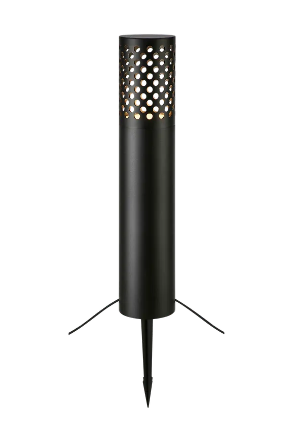 Jättesnygg svart lampa 2025 från Markslöjd.