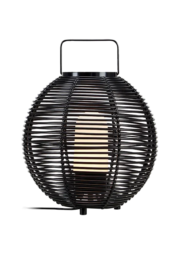 Supersnygg lampa i svart från Markslöjd.