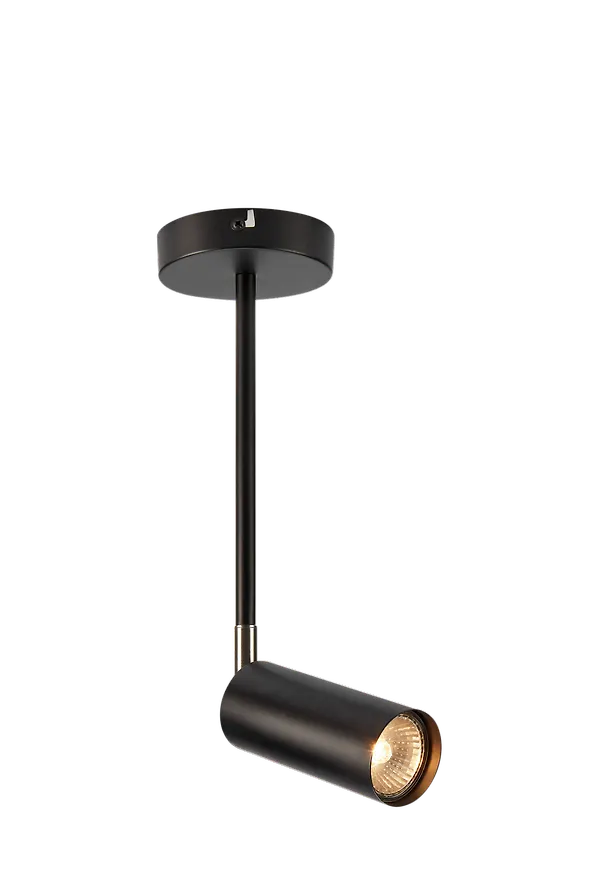 Härlig taklampa 2025 från Markslöjd.