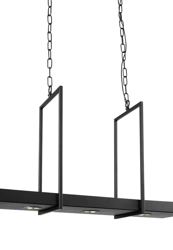 Elegant svart lampa 2025 från Markslöjd.