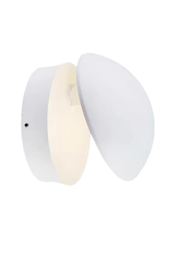 Fin vit vägglampa 2025 från Markslöjd.