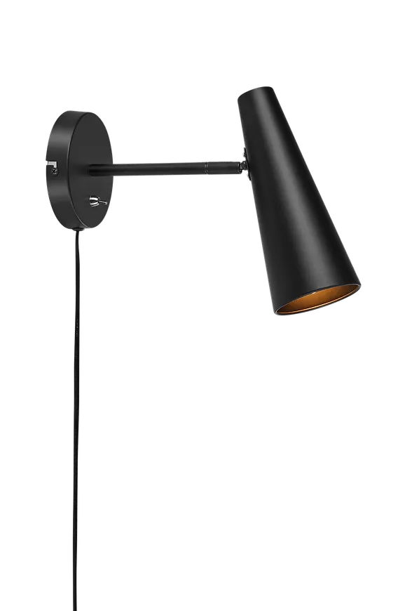 Skön lampa i svart från Markslöjd.