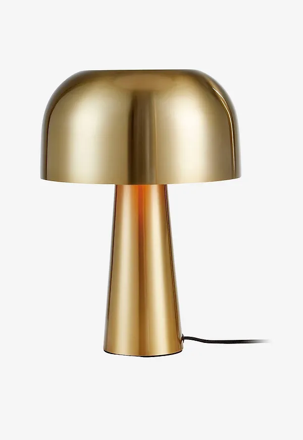 Smickrande bordslampa 2025 från Markslöjd.