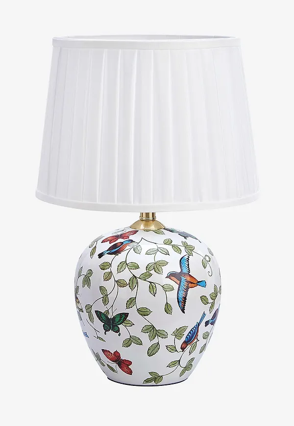 Härlig Lampa som passar bra vid många olika tillfällen.