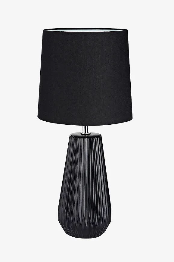 Svart Markslöjd lampa som passar perfekt till sommaren 2025!