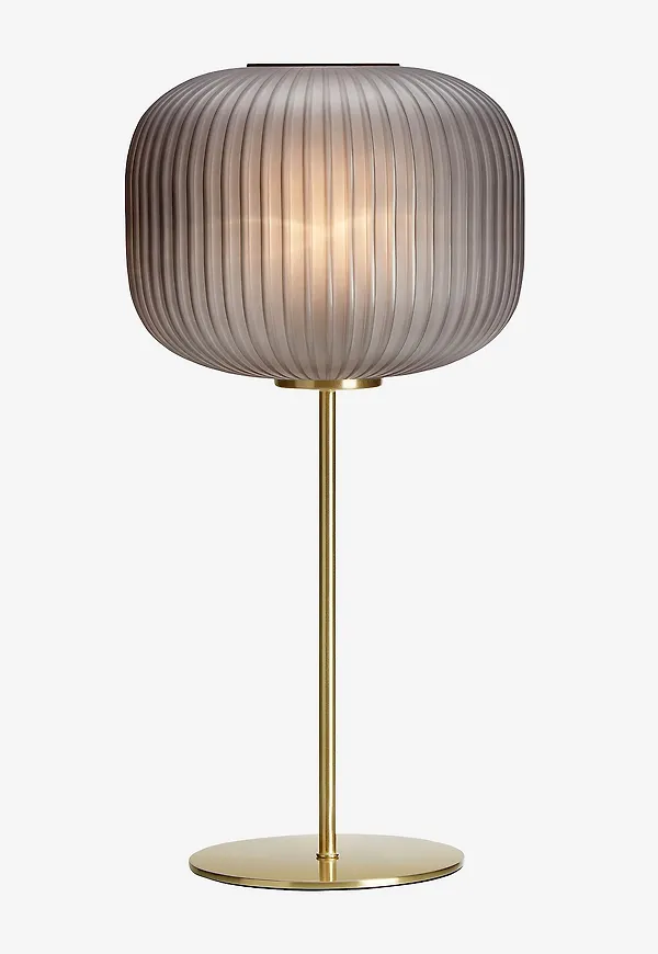 Komfortabel lampa 2025 från Markslöjd.