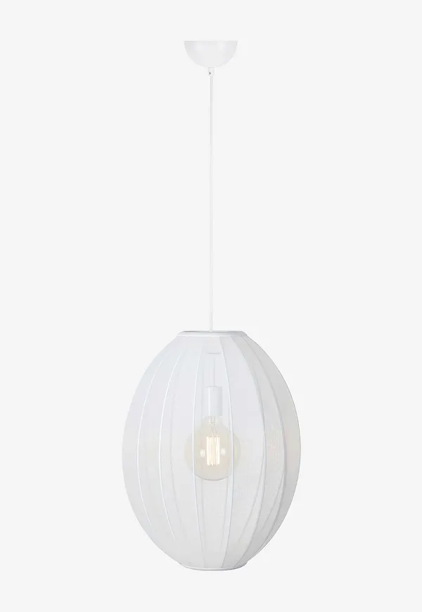 Vacker vit lampa 2025 från Markslöjd.