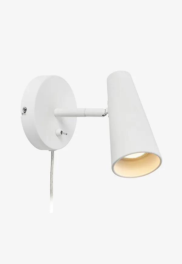 Modern Lampa som passar bra vid många olika tillfällen.