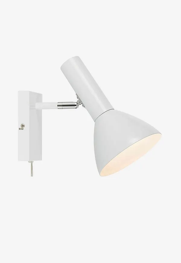 Superfin Lampa som passar bra vid många olika tillfällen.