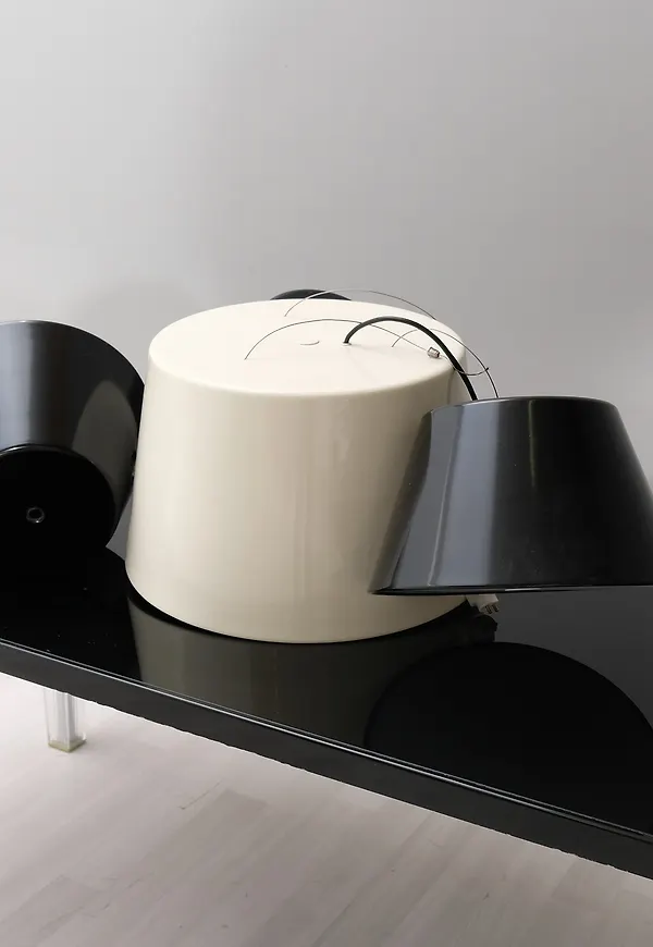 Elegant aluminiumlampa 2025 från Marset.