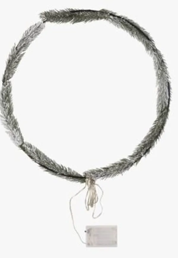 Grön hemtex-lampa i otroligt fin modell.