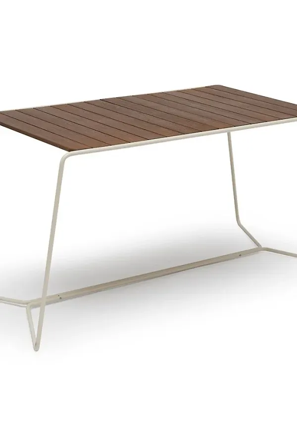 Stilren brun matbord 2025 från Hillerstorp.