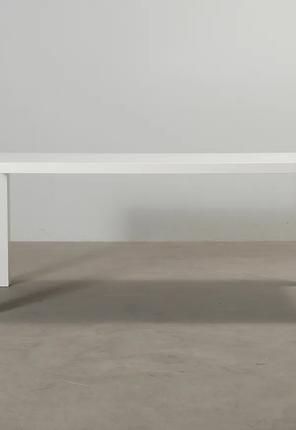 Jättefin bord som passar bra vid många olika tillfällen.