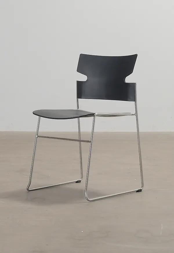 Otroligt fin svart stol 2025 från Offecct.