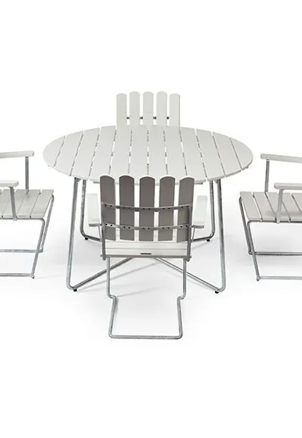 Snygg grupp 2025 från Grythyttan Stålmöbler.