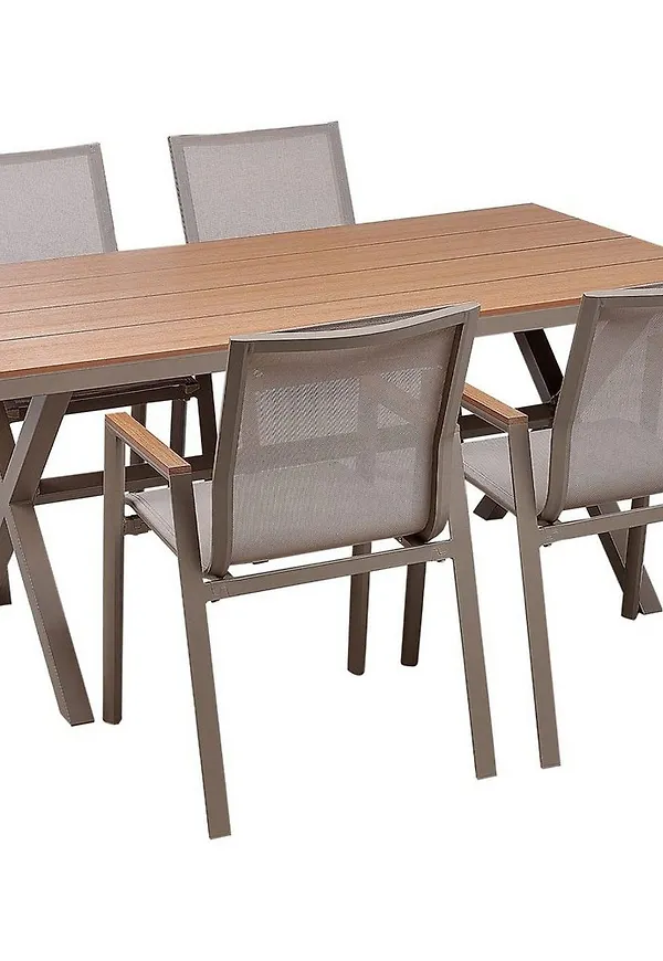 Superfin möbel i brun färg gjord i aluminium.