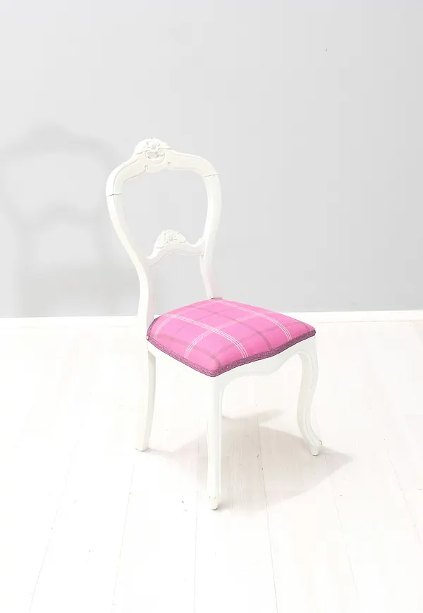 Jättefin matstol 2025 från No brand.