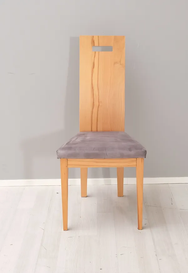 Ikonisk ekstol 2025 från No brand.