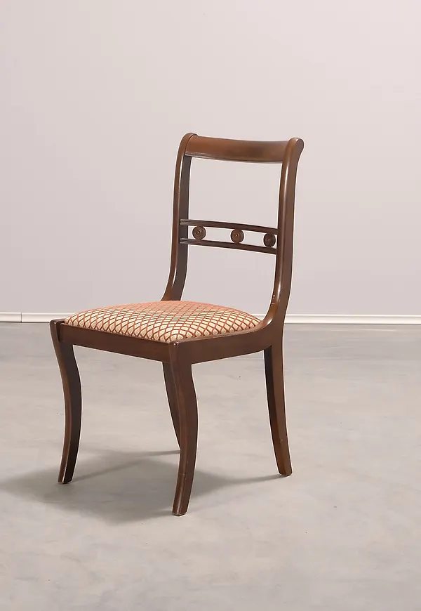 Supersnygg matstol 2025 från No brand.