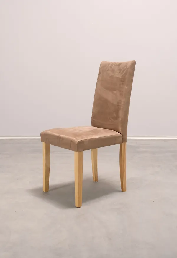 Skön matstol 2025 från No brand.