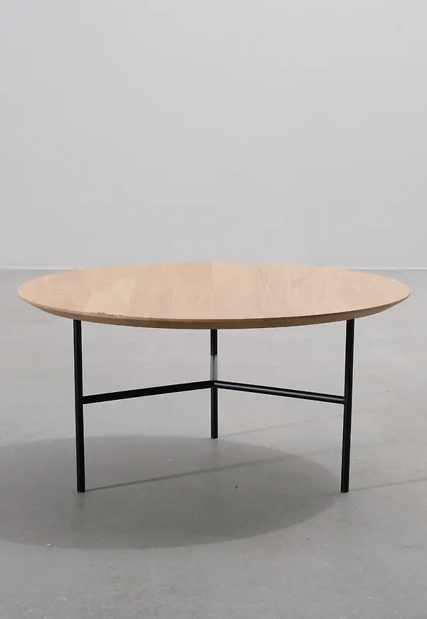 Skön bord 2025 från Mavis.