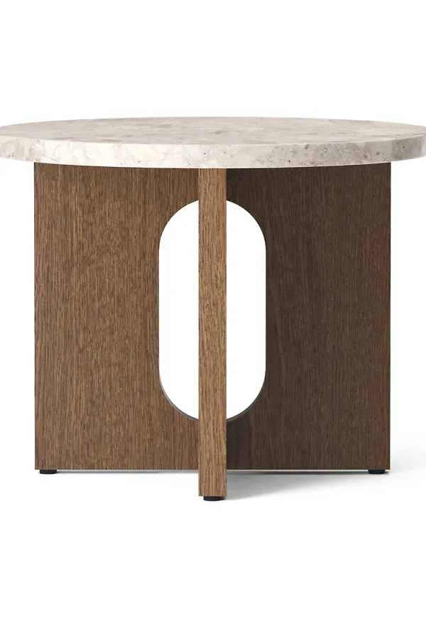 Brun Menu-sidobord i söt modell.