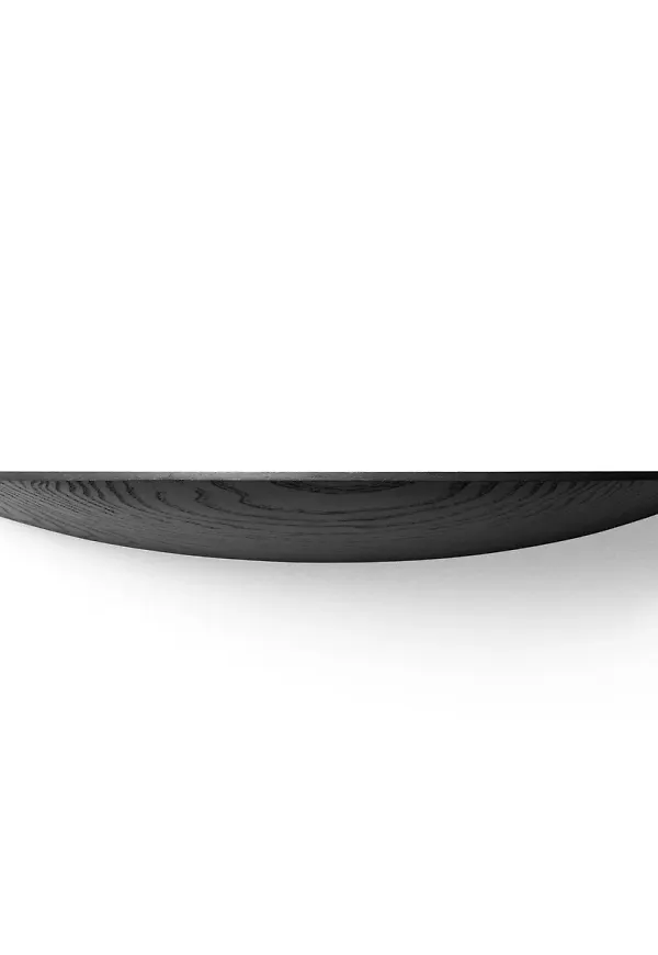 Härlig svart hylla 2025 från Menu.