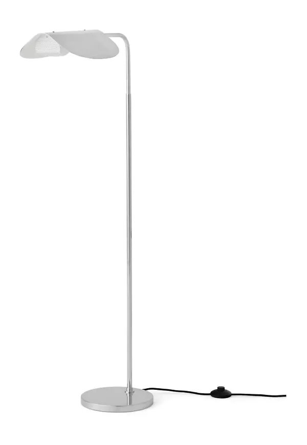 Superfin silverfärgad lampa 2025 från Menu.