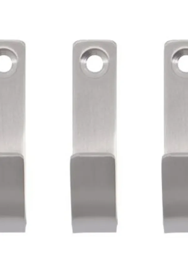 Moderiktig hängare i silverfärgade från Meraki.