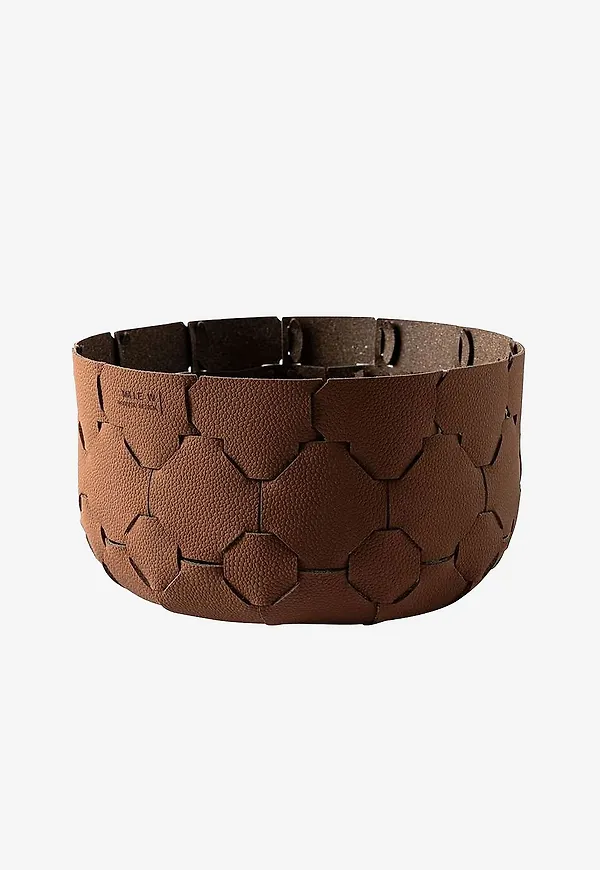 Brun MiLLE W NORDISK DESIGN-brödkorg i moderiktig modell.