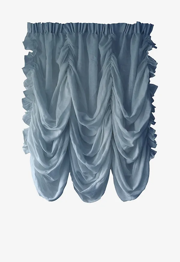 Komfortabel gardin i linne från Mimou.