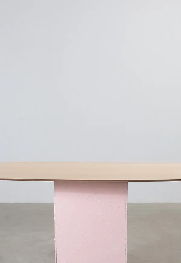 Trendig bord 2026 från Mio.