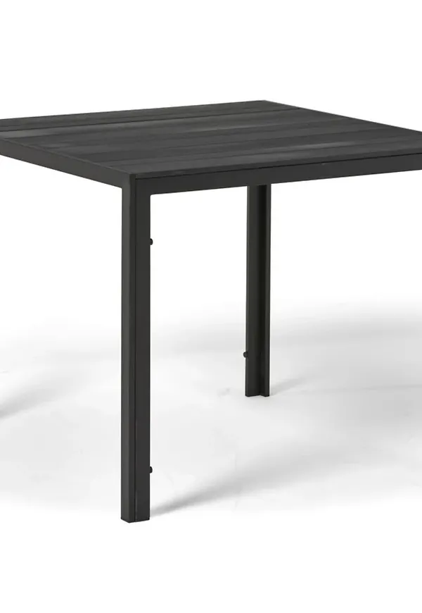 Trendig bord som passar bra vid många olika tillfällen.