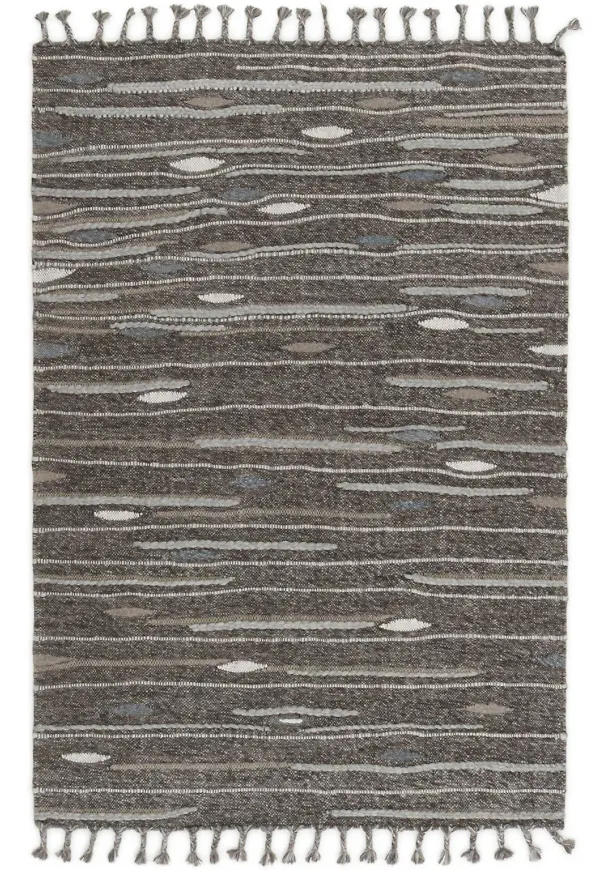 Riktigt snygg Matta som passar bra vid många olika tillfällen.