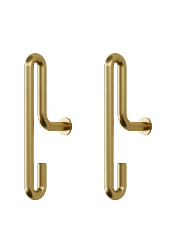 Guldfärgad Moebe-hängare i jättesnygg modell.